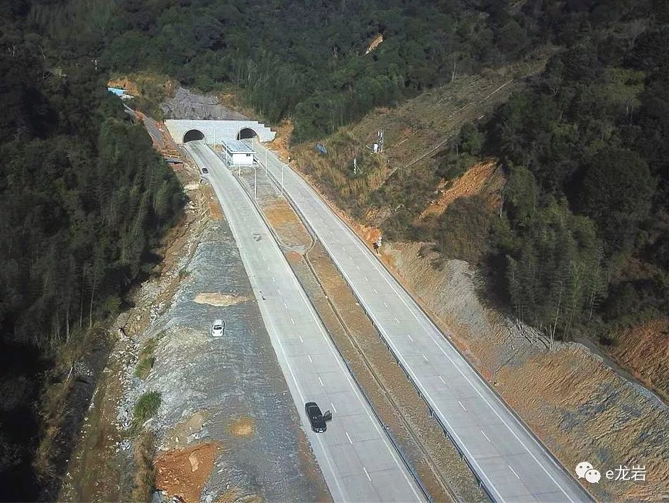 龙岩永福华安高速公路图片