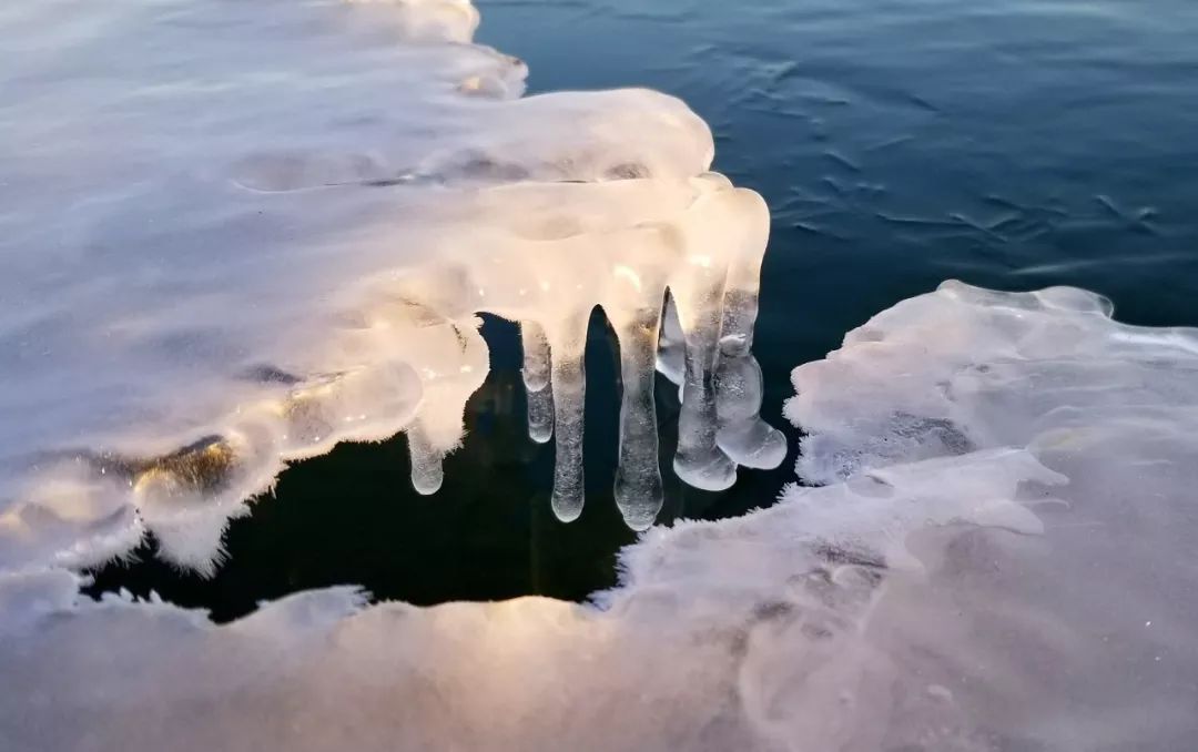 冰融化的图片记录图片