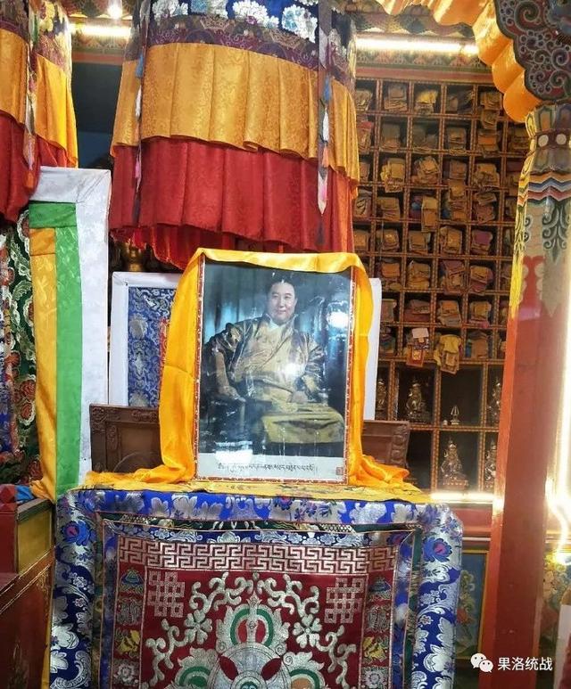 果洛州各寺院举办纪念十世班禅大师圆寂30周年法事活动