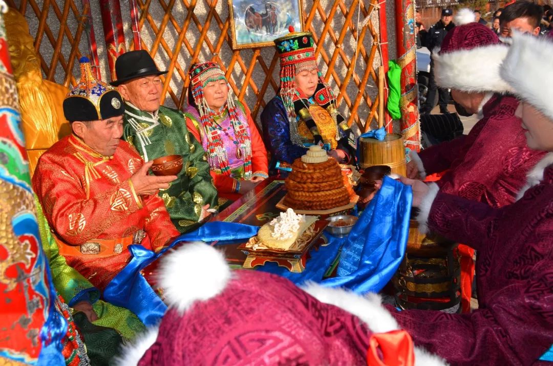蒙古族拜年图片
