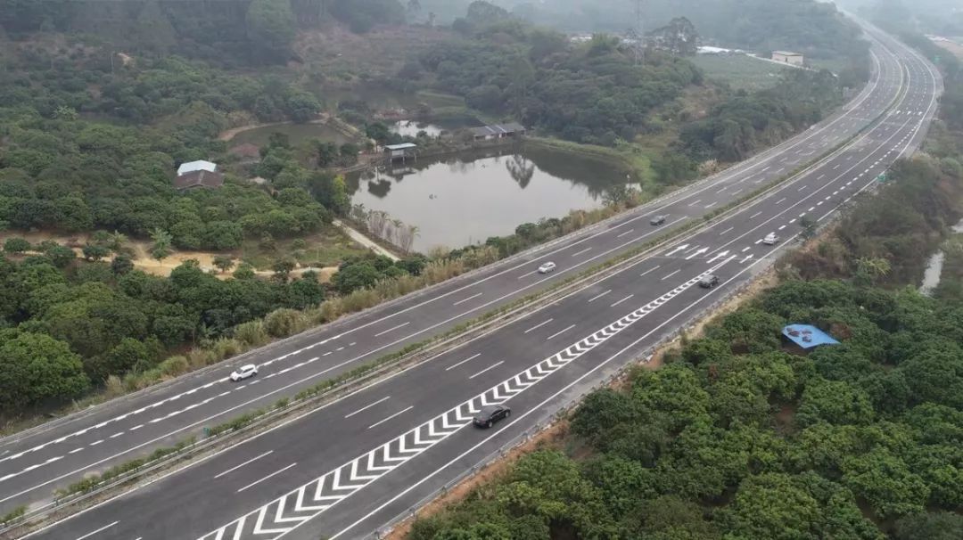 从莞深高速惠州段正式通车!