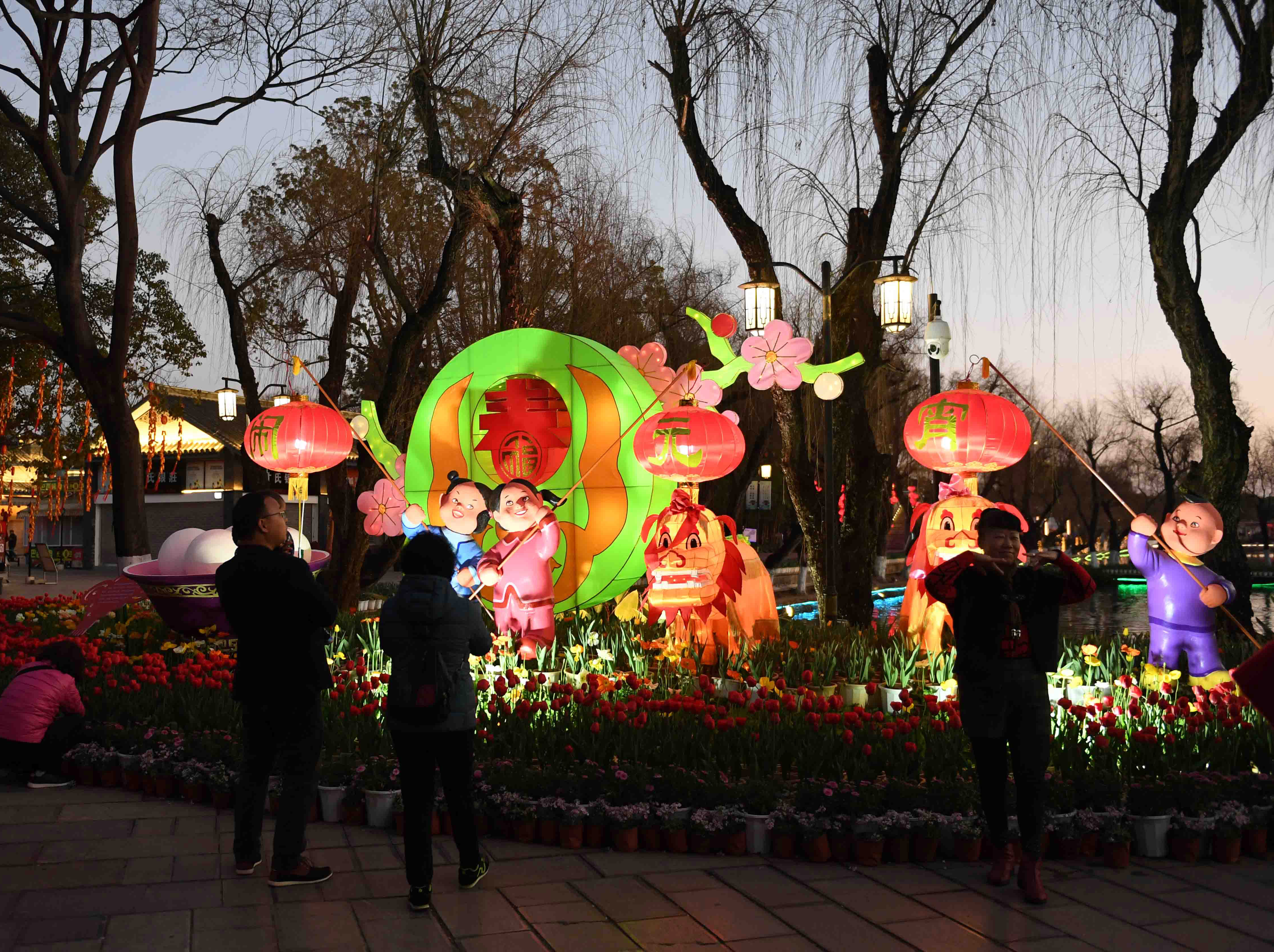 新华社记者杨宗友摄为期两个月的2019年云南昆明迎新春大观公园春节