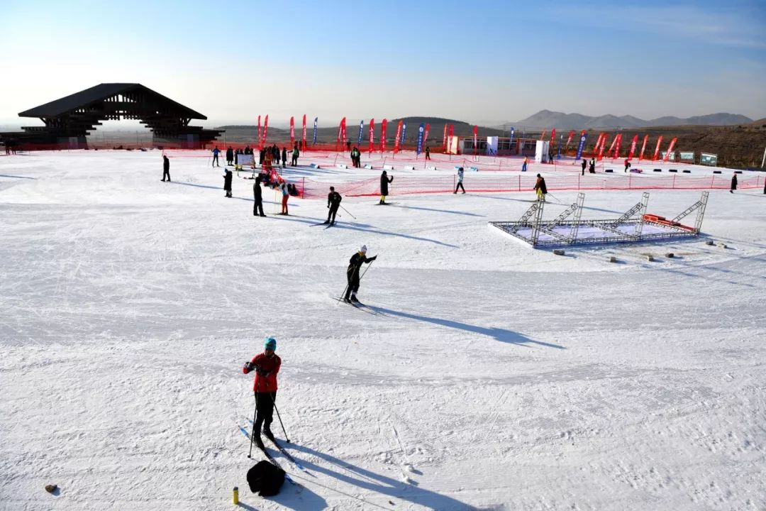 拜城县铁热克镇滑雪场图片