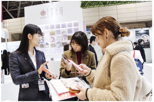 敏感肌福音：云南白药采之汲面膜现身日本国际化妆品展