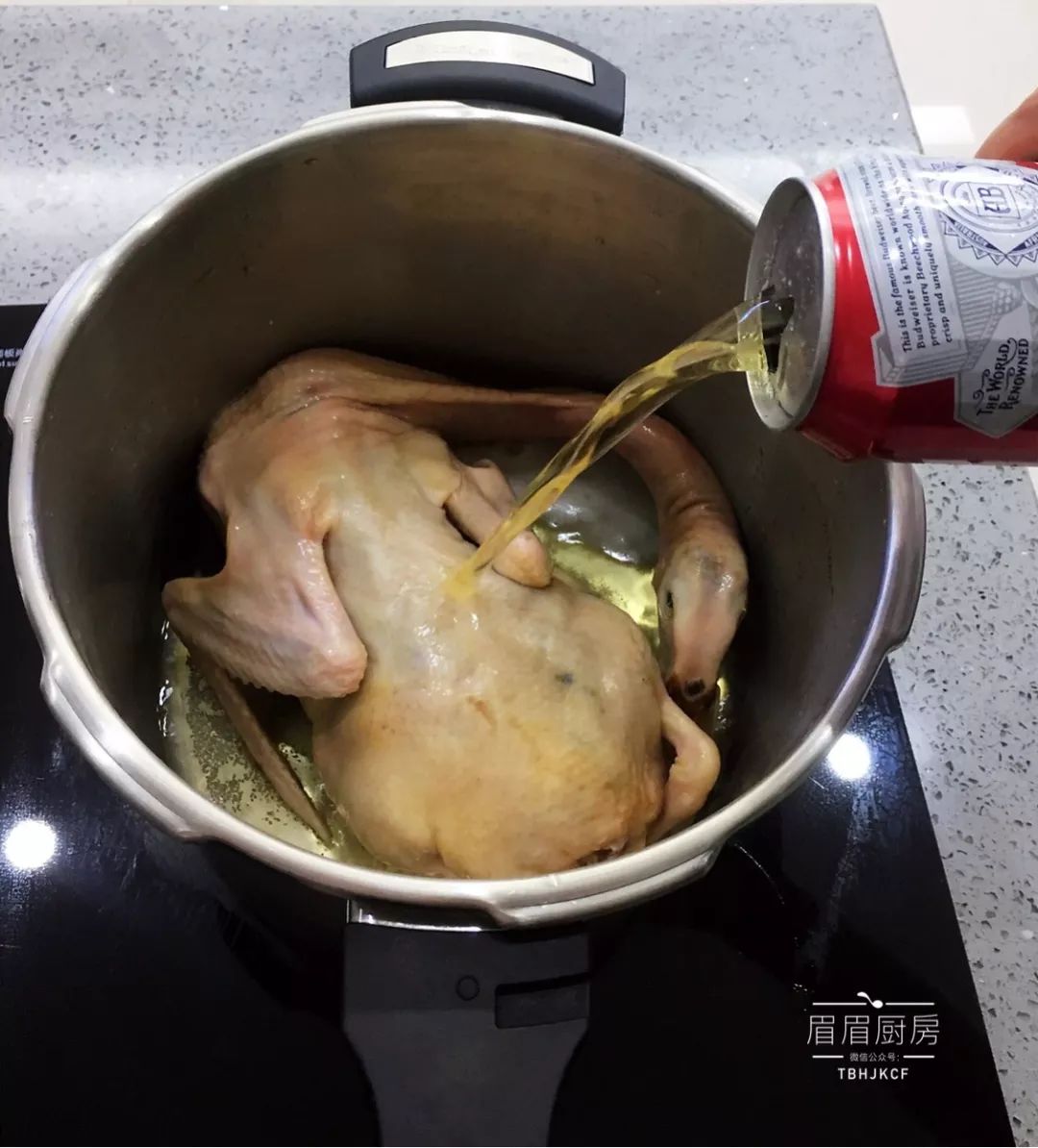 高压锅煮鸭子图片