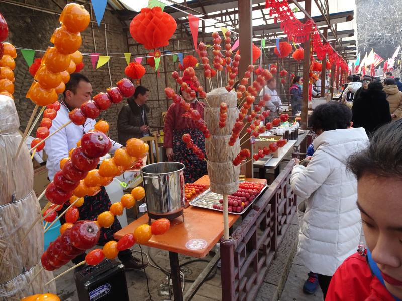 (新春走基层)去太原蒙山逛庙会,闹红火吧,那里有浓浓的年味儿!