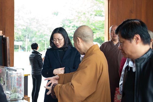 广东省民族宗教委员会曾晓晖一行视察光孝寺