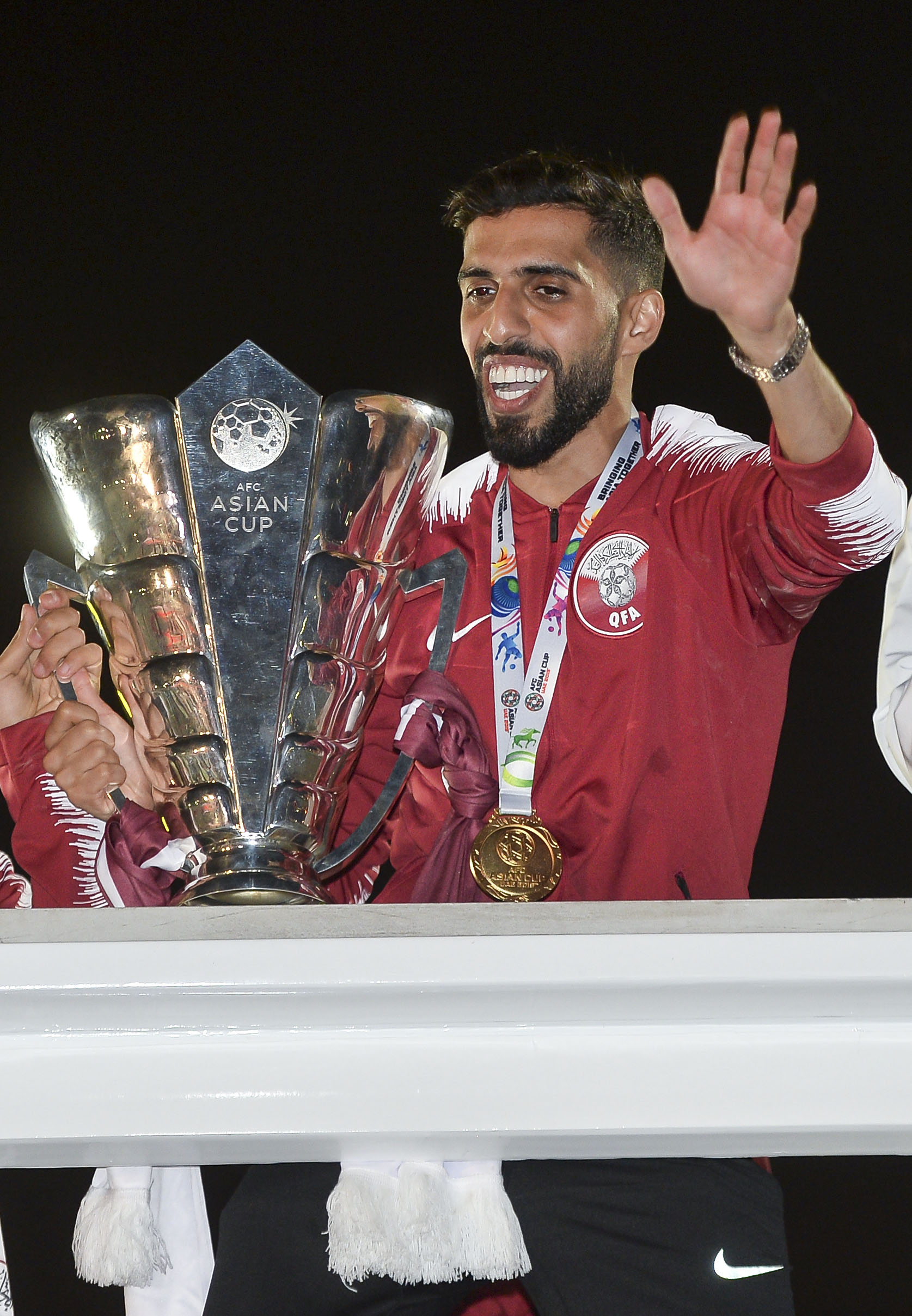 足球——卡塔尔庆祝首夺亚洲杯