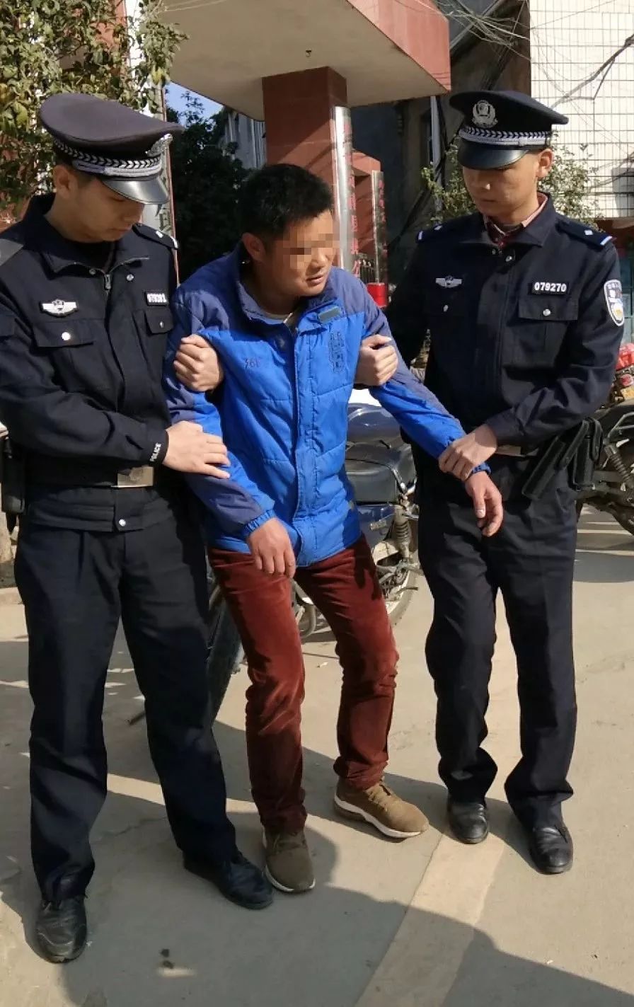 警察叔叔图片 抓小偷图片