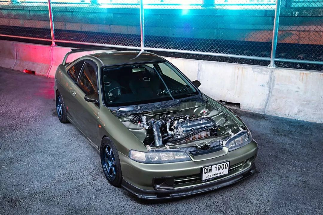 本田黨 | 這顏色的本田integra type r dc2 怎麼樣?