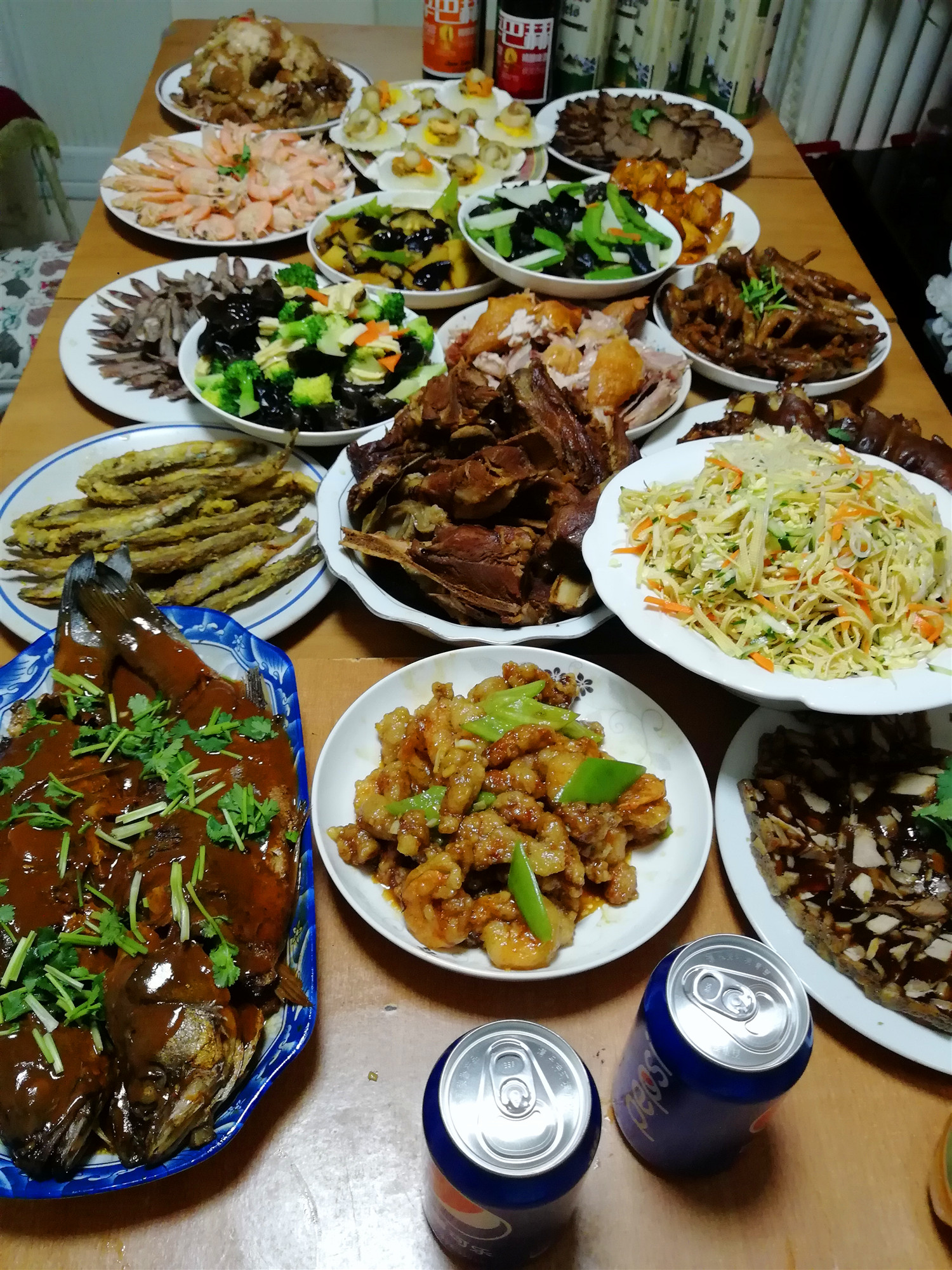 原创东北普通人家的除夕年夜饭