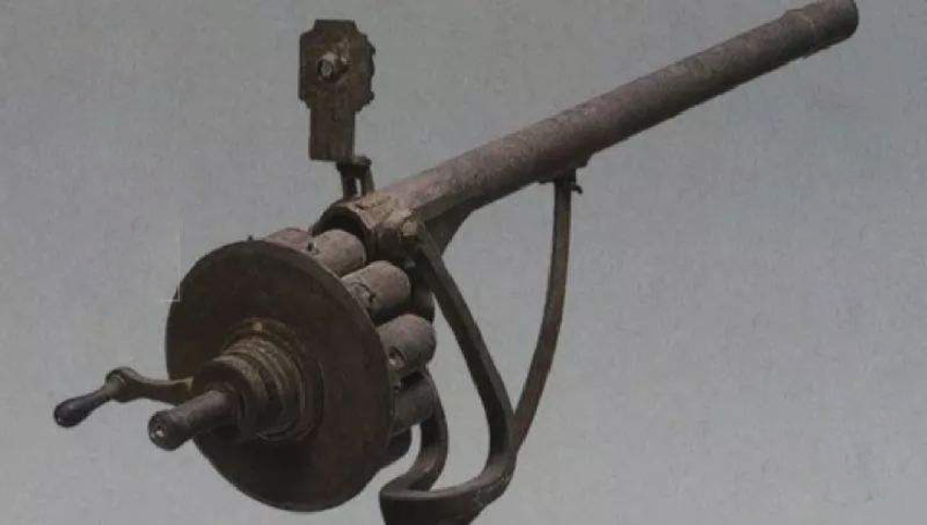 清代著名的兵器发明家,火器专家戴梓还发明过连珠铳