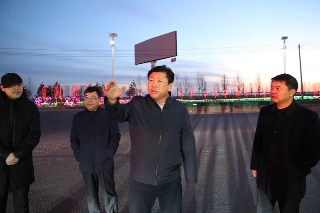 2月3日,市委书记薛智金及相关市领导带领城管部门负责同志来到洮南
