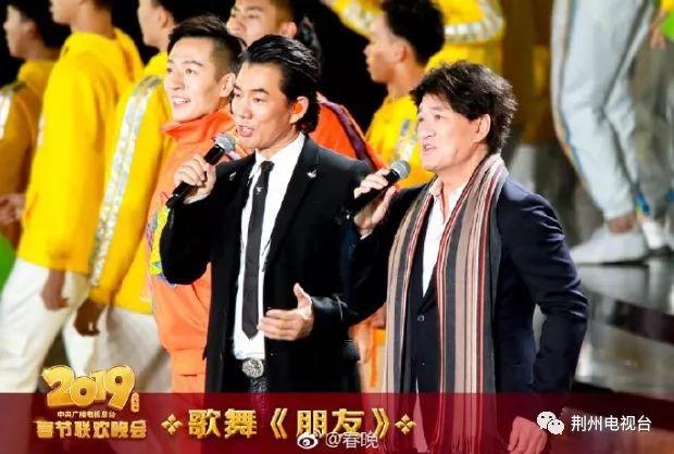 這也是二位分別自2009年(周華健,李宗盛,張震嶽,羅大佑表演串燒歌曲)