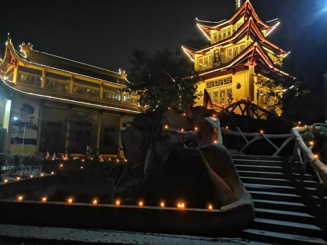 天台山慈恩寺春节点灯:别有洞天, 烛光璀璨, 醉美!