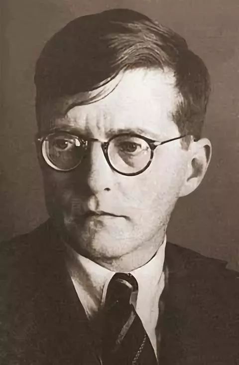 shostakovich)的指挥家儿子麦森及孙子杜文齐演出肖氏第二钢琴协奏曲