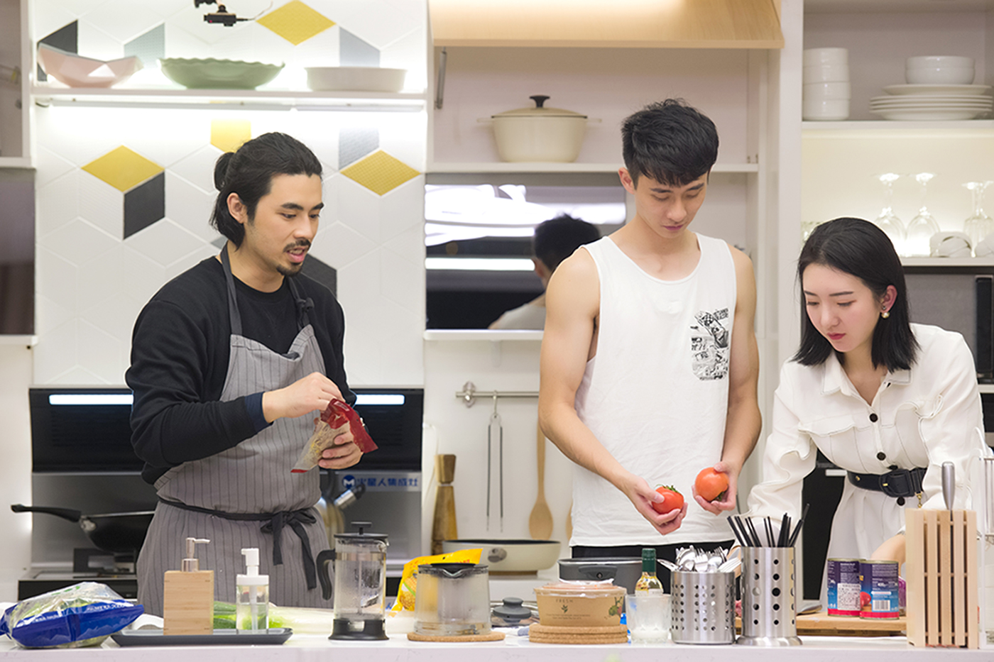 《遇见你真好》嘉宾误会开虐惹吴宣仪抓狂 宁静教授恋爱防雷宝典