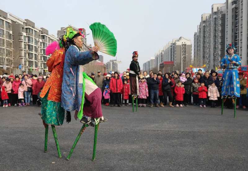 探秘北京最地道民間花會高蹺碰到柏油路有點水土不服