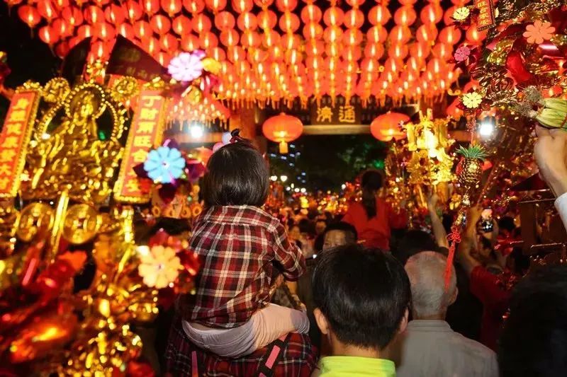 行通济地点:佛山市禅城岭南天地,南风古灶,祖庙,梁园及各镇街文化广场