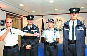 1997年香港回归后香港警察的警服发生了哪些改变