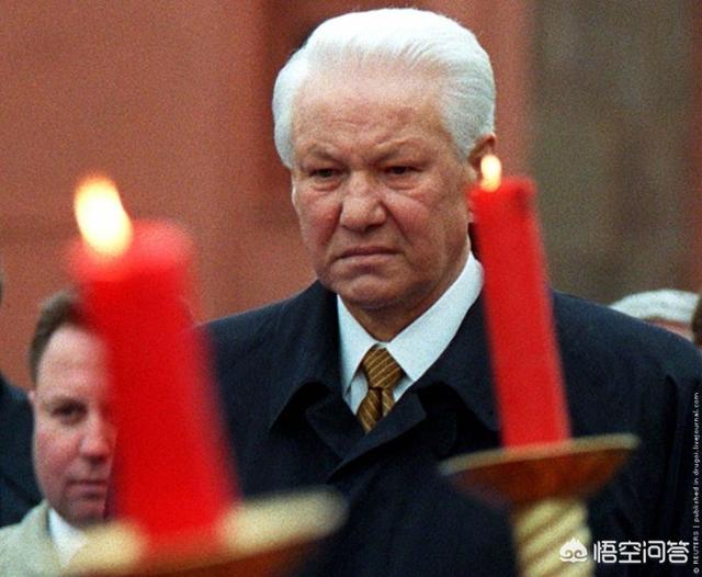 俄罗斯总统叶利钦为何1999年突然下台?