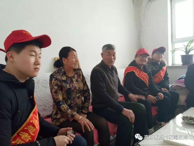 歡度春節志願服務到基層共享文化錦繡年六十戶鄉星火村組織返鄉大學生