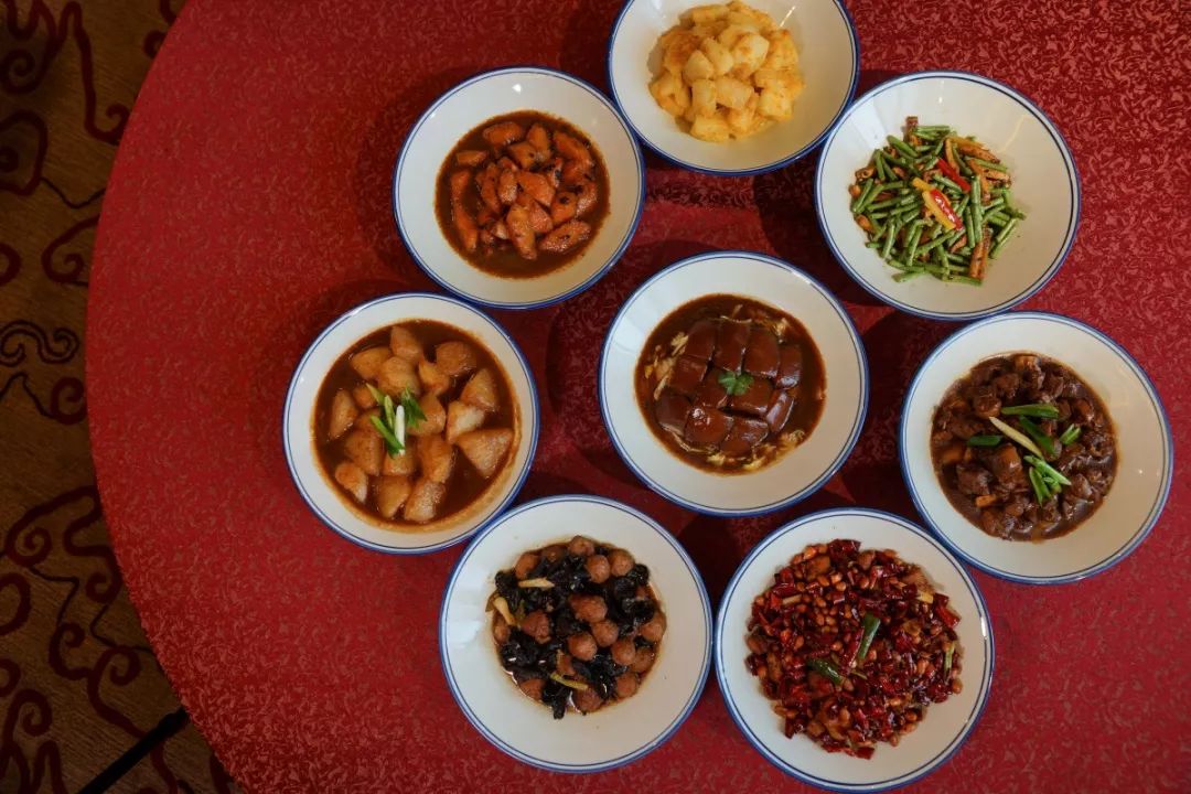 农村传统老菜八大碗图片