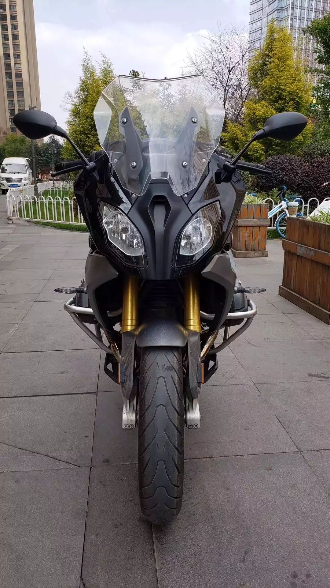 转让无锡2016大贸宝马r1200rs顶配