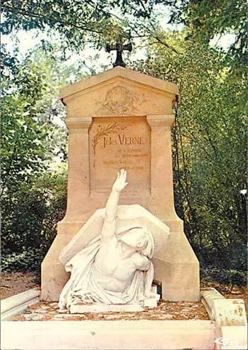 凡尔纳的墓碑图片