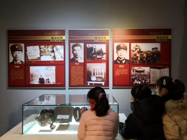 长河革命历史纪念馆图片