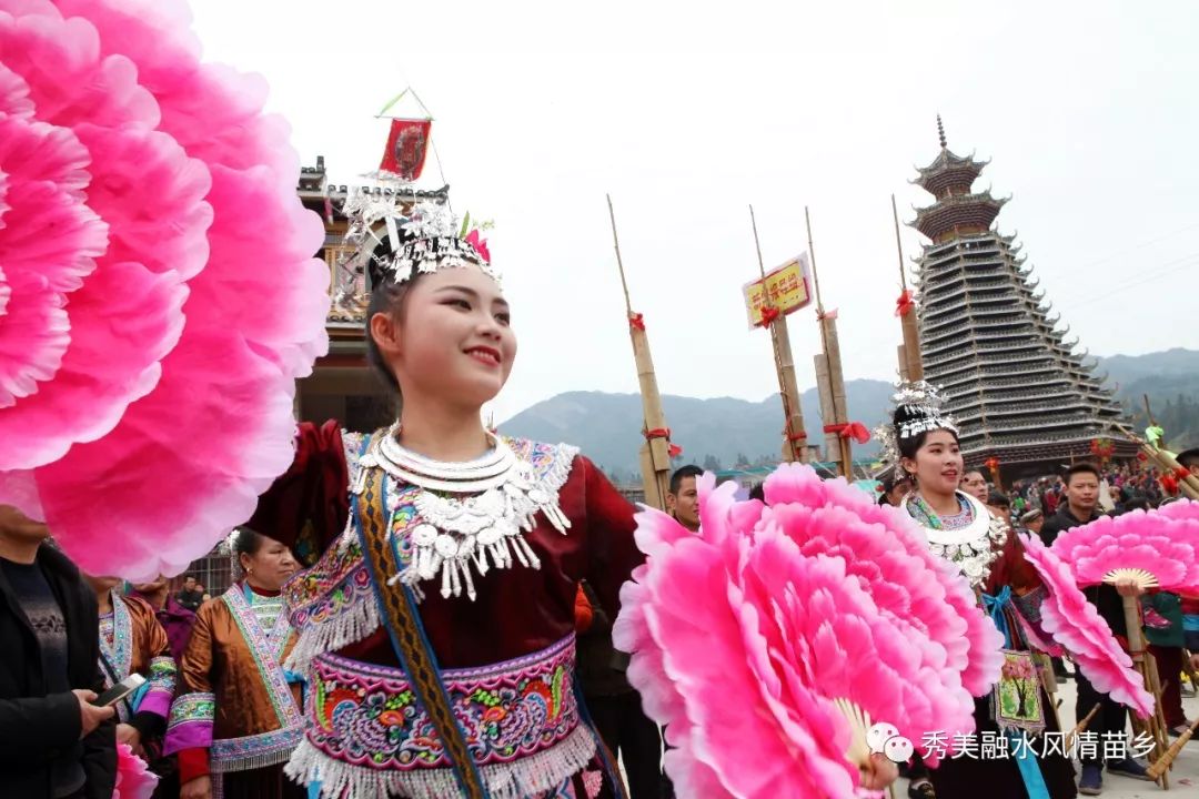 融水县滚贝乡第一美女图片