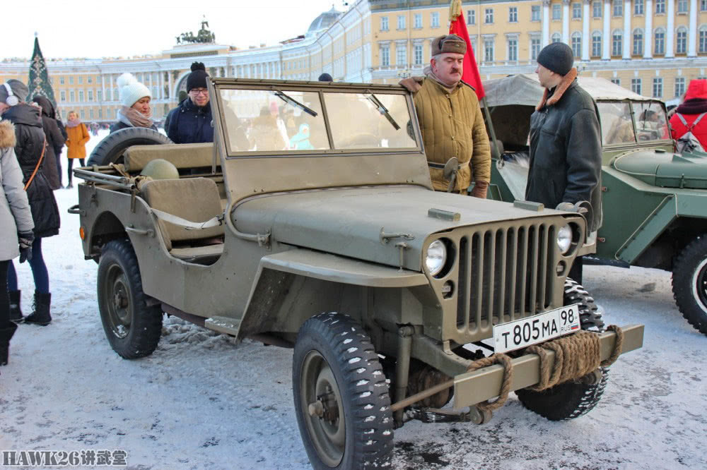 原创圣彼得堡军事装备展二战苏军轻型装甲车成为最大的热点