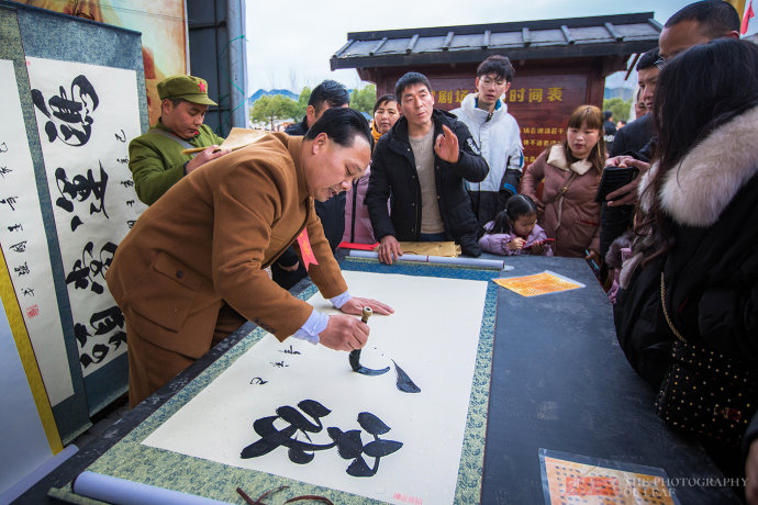 旅游景点书法家骗局图片