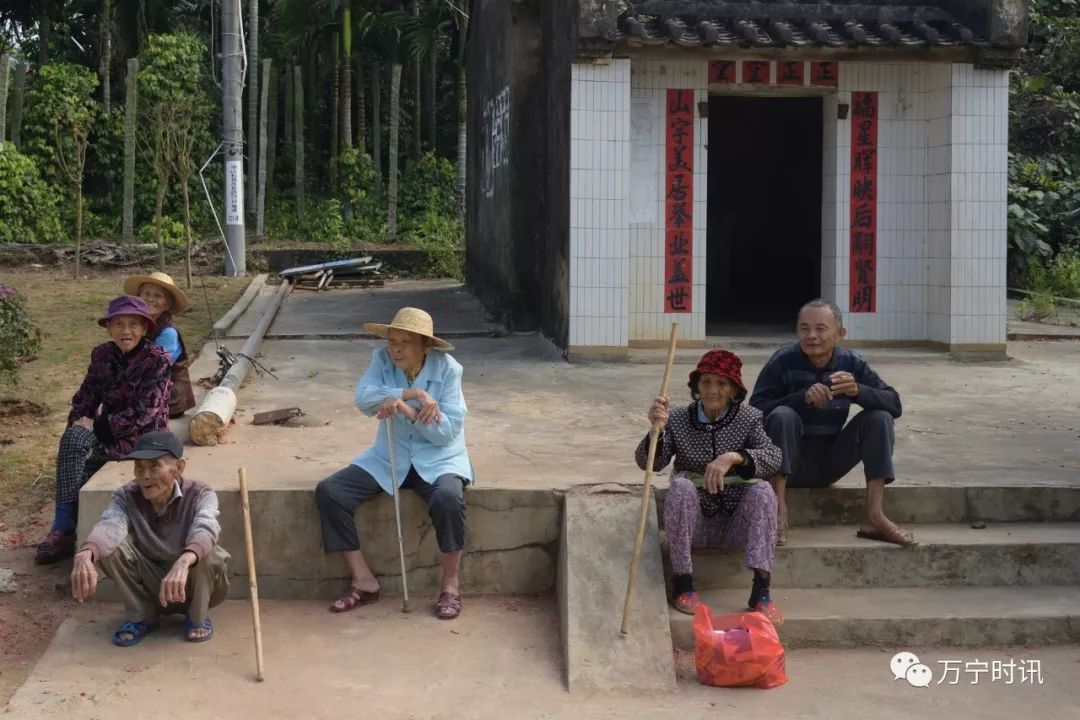 眾心齊泰山移村民全力打造宜居宜遊宜養新農村訪萬寧龍滾鎮文曲村委會