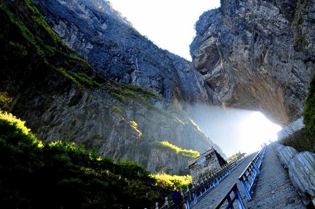 最新張家界天門山一日遊旅遊線路攻略