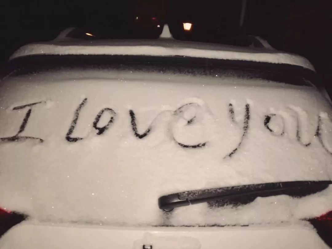 下雪天在车上画的图案图片