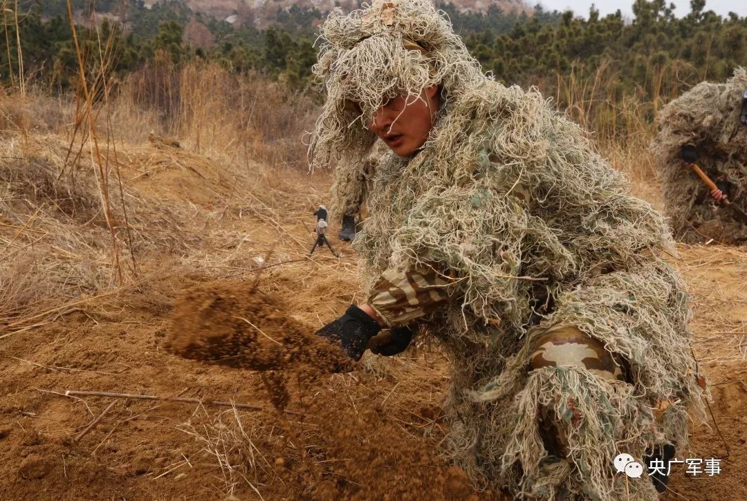 海軍陸戰隊某旅狙擊手集訓獵人對決荒野爭鋒