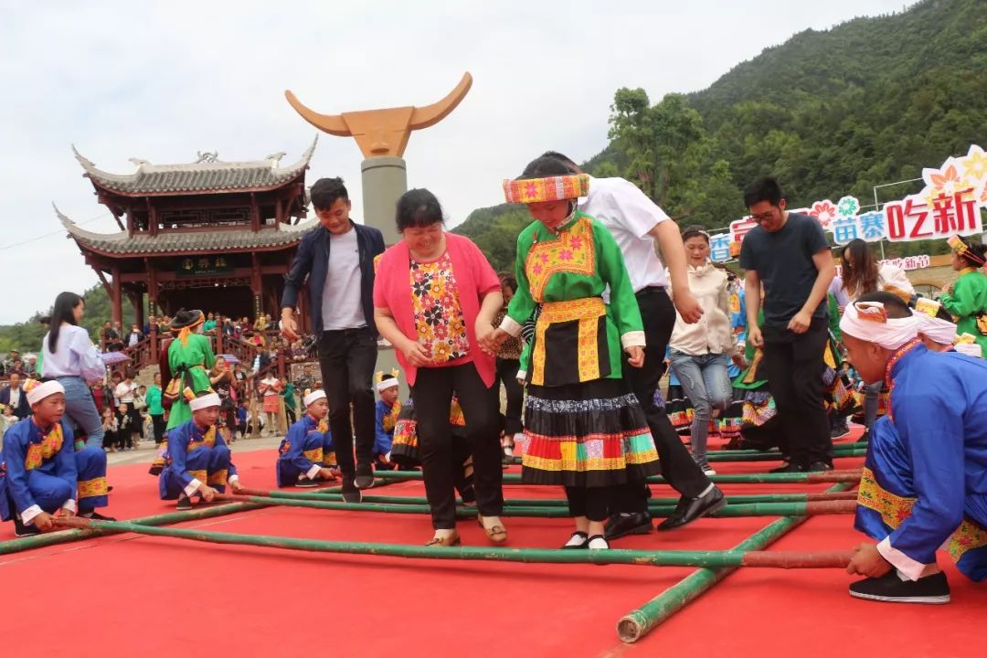 佤族传统节日图片