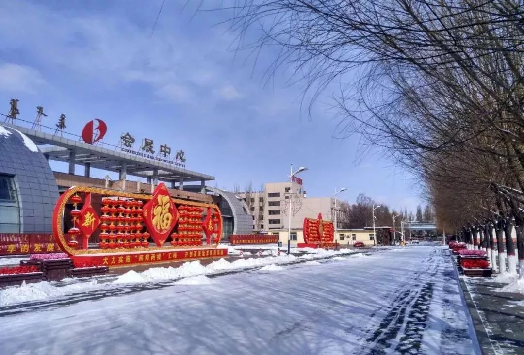 钢城裹瑞雪丰年如你愿银装十里美到惊艳