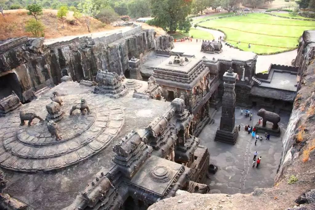 古蹟群(hampi)中央邦的克久拉霍神廟(khajuraho)莫臥兒王朝璀璨之作