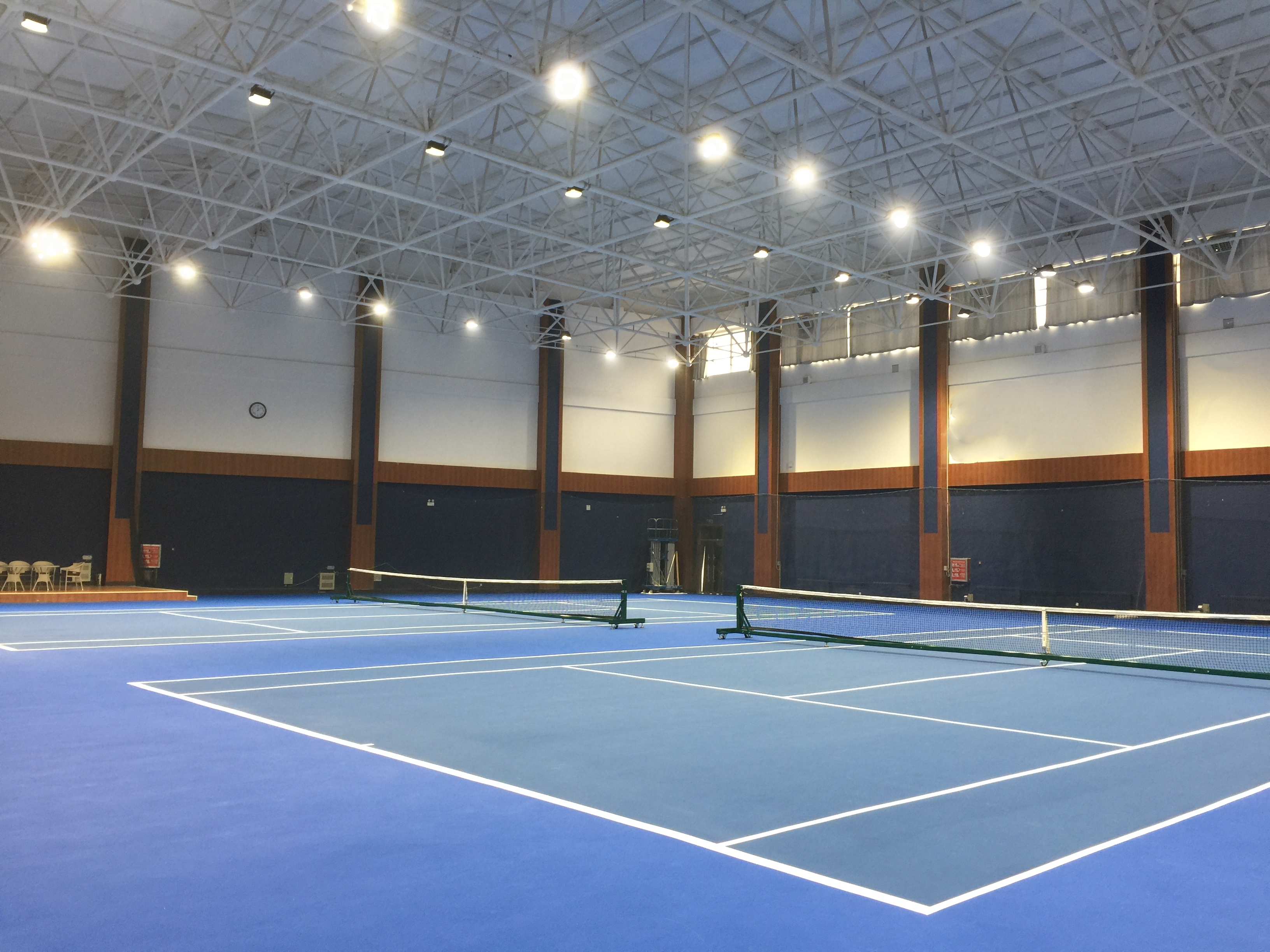 网球场地照明设计方案分享