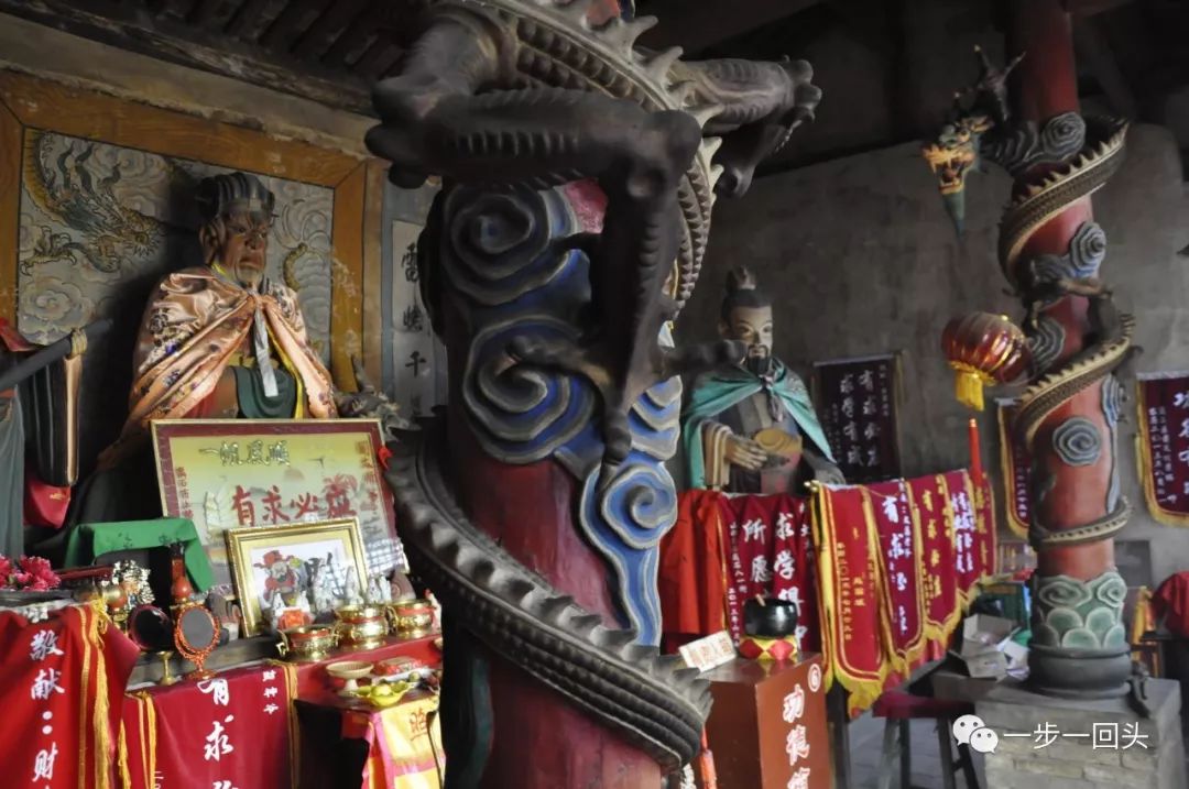 雷公殿1真人殿與三官樓山門石牌坊全景