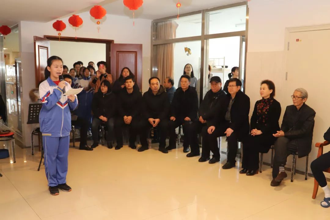 正月十二上午十时,临清市京华中学管瑞臣校长携校领导成员和16名学生