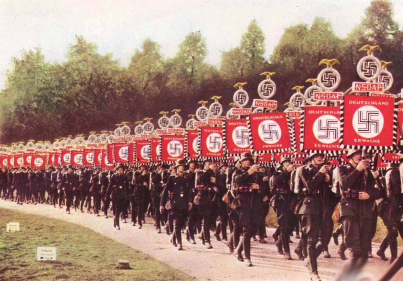 超市纳粹旗图片
