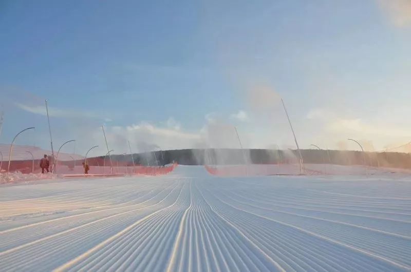 正月十五鬧元宵不如來探路者嵩頂滑雪樂宵遙滑雪4小時搶購價僅39元