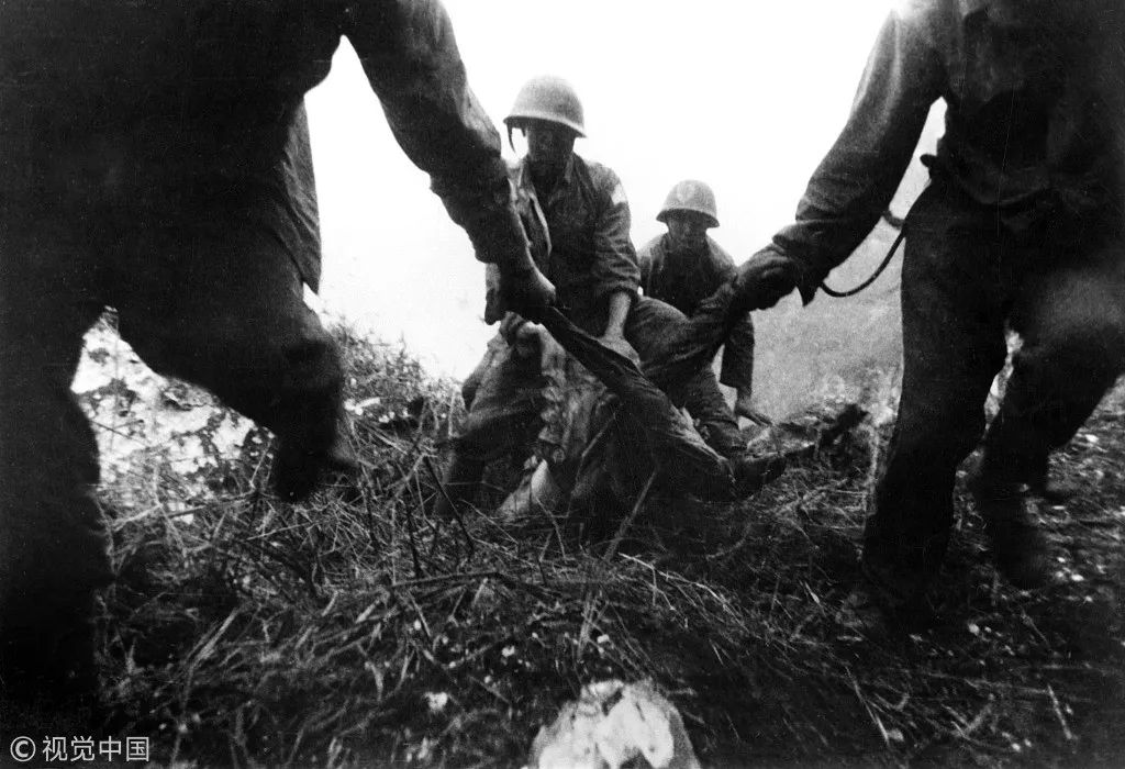 生命记忆!六位中国战地摄影师镜头里的对越自卫反击战