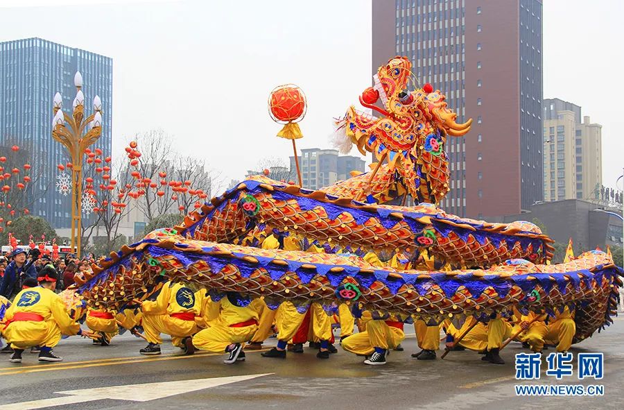 遗产,铜梁龙灯彩扎工艺,铜梁火龙,铜梁彩灯舞系重庆市非物质文化遗产