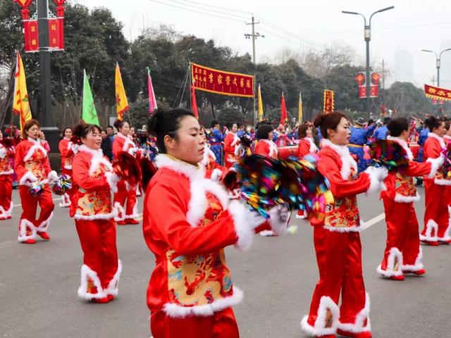 孟津吉家三兄弟图片