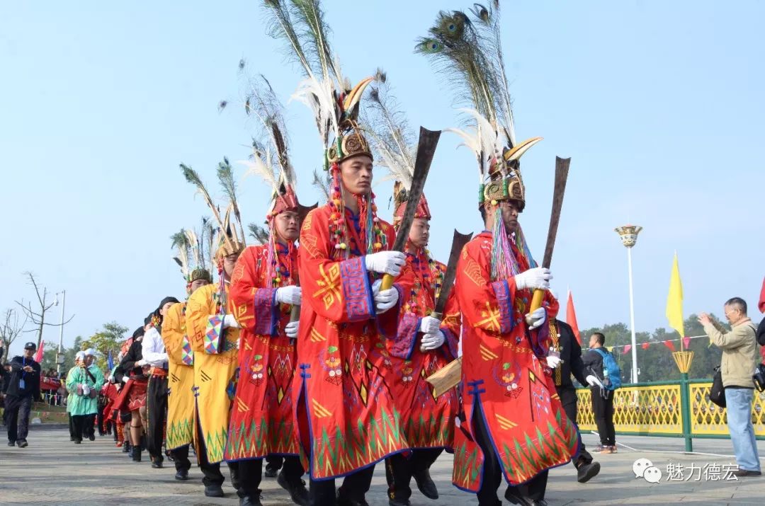 2019年芒市地区景颇族目瑙纵歌节开始啦