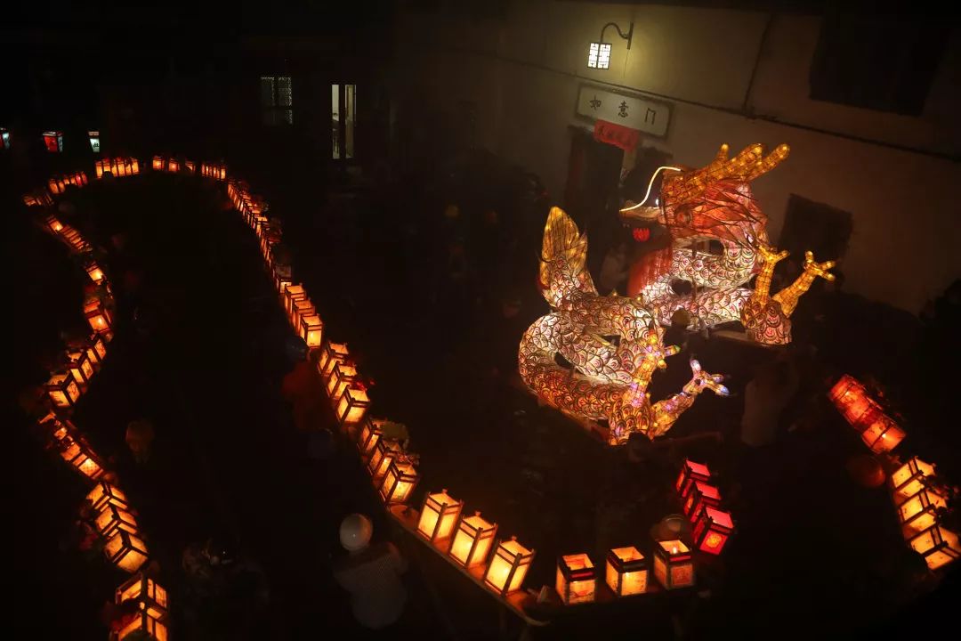 網絡祝年英川板龍鬧元宵看不夠的龍燈享不完的年味